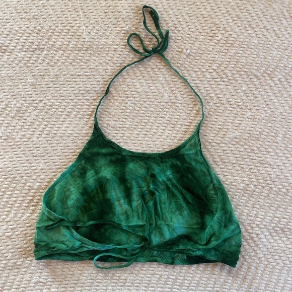 halter top - Picture 2 of 3